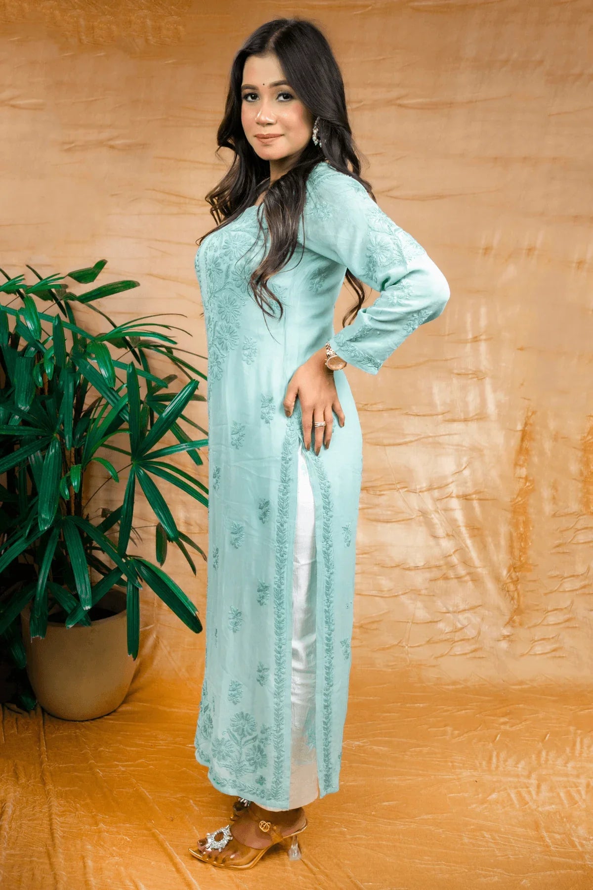 Iqra Green Mal Cotton Resham Thread Long Kurti - Awadhkari